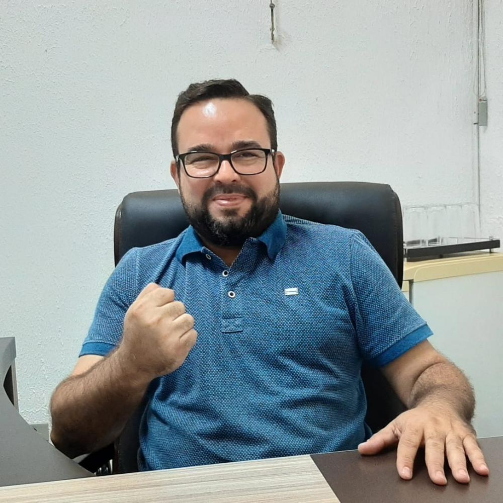 Fred Vidigal é pré candidato para as próximas eleições, relata dificuldades  e vitórias alcançadas no 67º aniversário de Rialma - Folha de Ceres